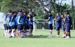 20140501_204245_tim-nasional-u-19-latihan-di-uph-karawaci.jpg