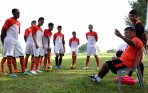 20140514_231657_latihan-tim-sepakbola-persija-jakarta.jpg