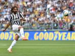 20140519_115906_andrea-pirlo-tendangangleddeekkkk.jpg