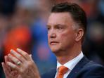 20140520_101231_louis-van-gaal-tepukpramukaaaa.jpg