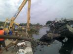 20140522_170443_20140522_eskavator_kali-sentiong.jpg