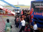 20140526_145033_penumpang-lion-air-di-bandara-hasanuddin-makassar.jpg
