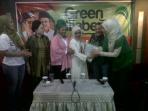 20140527_145012_arzetti-bilbina-anna-muawanah-mufidah-kalla-nih2.jpg