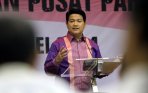 20140528_172540_husni-kamil-manik-serahkan-audit-dana-kampanye-pileg.jpg