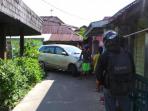 20140529_183204_pengemudian-meninggalkan-avanza-usai-menabrak-sepeda-motor.jpg