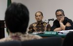 20140603_002115_sidang-budi-mulya.jpg