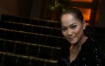 20140604_084354_jenny-cortez-main-film-sarang-hantu-jakarta.jpg