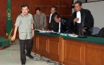 20140604_164842_sidang-sudjadnan-parnohadiningrat.jpg