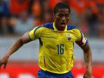 20140605_183636_antonio-valencia-ekuador.jpg