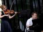 20140605_185135_deni-denaswara-violinis-asal-amerika-serikat-laura-lutzke.jpg