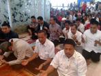20140606_130109_jokowi-salah-jumat-di-koridor-bandara-hasanuddin.jpg
