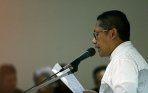 20140606_200620_anas-bacakan-nota-keberatannya.jpg