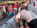 20140607_131955_polisi-mengevakuasi-jnazah-zapit-60-warga-desa-talang-gelebek.jpg