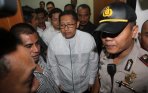 20140608_182927_anas-urbaningrum-jalani-sidang-pembacaan-eksepsi.jpg