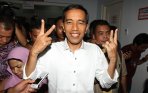 20140609_164119_jokowi-cek-logistik-kampanye.jpg