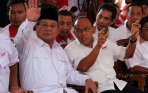 20140610_172918_kampanye-prabowo-dan-arb-di-tugu-proklamasi.jpg