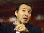 20140612_143840_marc-wilmots-tunjuk.jpg