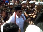 20140612_160724_prabowo-subianto-tiba-di-lapangan-rejosari-natar-lampung-selatan.jpg