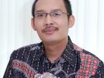 20140612_220538_prof-dr-ahmad-erani-yustika.jpg