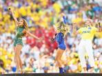 20140613_021020_jennifer-lopez-pitbull-dan-claudia-leitte.jpg