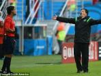 20140613_234157_pelatih-meksiko-miguel-herrera-of-mexico.jpg