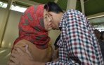 20140615_163430_jokowi-ziarah-ke-makam-ayahnya-di-karanganyar.jpg