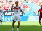 20140617_012238_thomas-muller-jerman-portugal.jpg