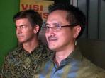 20140617_220904_kepala-sekolah-jis-timothy-carr-ok1.jpg