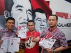 20140618_153552_tabloid-jokowi-adalah-kita-nih2.jpg