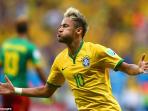 20140624_103103_neymar-pictured-sco.jpg