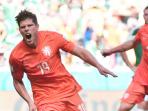 20140630_061321_ekspresi-klaas-jan-huntelaar.jpg