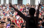 20140703_162611_capres-jokowi-menyapa-pendukungnya-di-kawasan-jawa-barat.jpg
