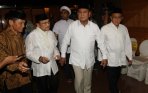 20140706_222321_prabowo-buka-bersama-aburizal-bakrie.jpg