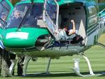 20140707_110323_neymar-naik-heli.jpg
