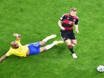 20140709_135531_toni-kroos-dan-maicon.jpg