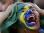 20140709_142550_pendukung-brasil-menangis.jpg