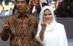 20140709_195408_jokowi-dan-istri-nyoblos.jpg