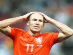 20140711_142547_arjen-robben-kecewa.jpg