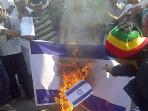 20140711_151713_relawan-jokowi-bakar.jpg