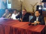 20140714_164639_diskusi-hasil-hitung-cepat.jpg