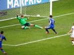 20140714_221252_gonzalo-higuain-cetak-gol-dianulir.jpg