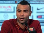 20140718_072917_ashley-cole-jumpersssss.jpg