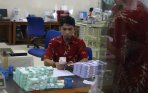20140718_125654_penukaran-uang-receh-jelang-lebaran.jpg