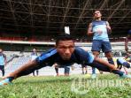 20140718_153447_pelita-bandung-raya-pbr-talaohu-abdul-musafri.jpg