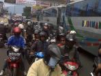20140721_085236_gentong-tanjakan-macet.jpg