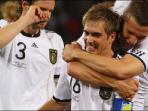 20140721_230021_lukas-podolski-and-philip-lahm.jpg