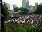 20140728_073841_salat-ied-di-polda-metro-jaya.jpg