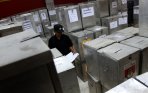 20140801_215207_barang-bukti-sidang-pilpres-di-mk.jpg