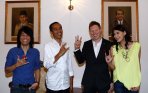20140806_211207_matt-hart-gitaris-arkarna-temui-jokowi.jpg