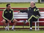20140807_114746_xavi-hernandez-n-vicente-del-bosque.jpg